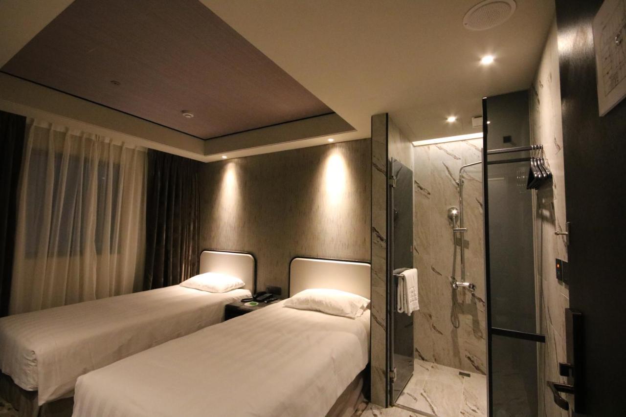 Hotel Midtown Richardson - Kaohsiung Bo'Ai Exteriör bild