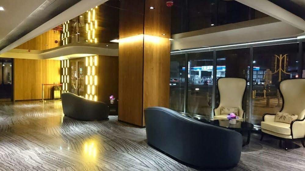 Hotel Midtown Richardson - Kaohsiung Bo'Ai Exteriör bild